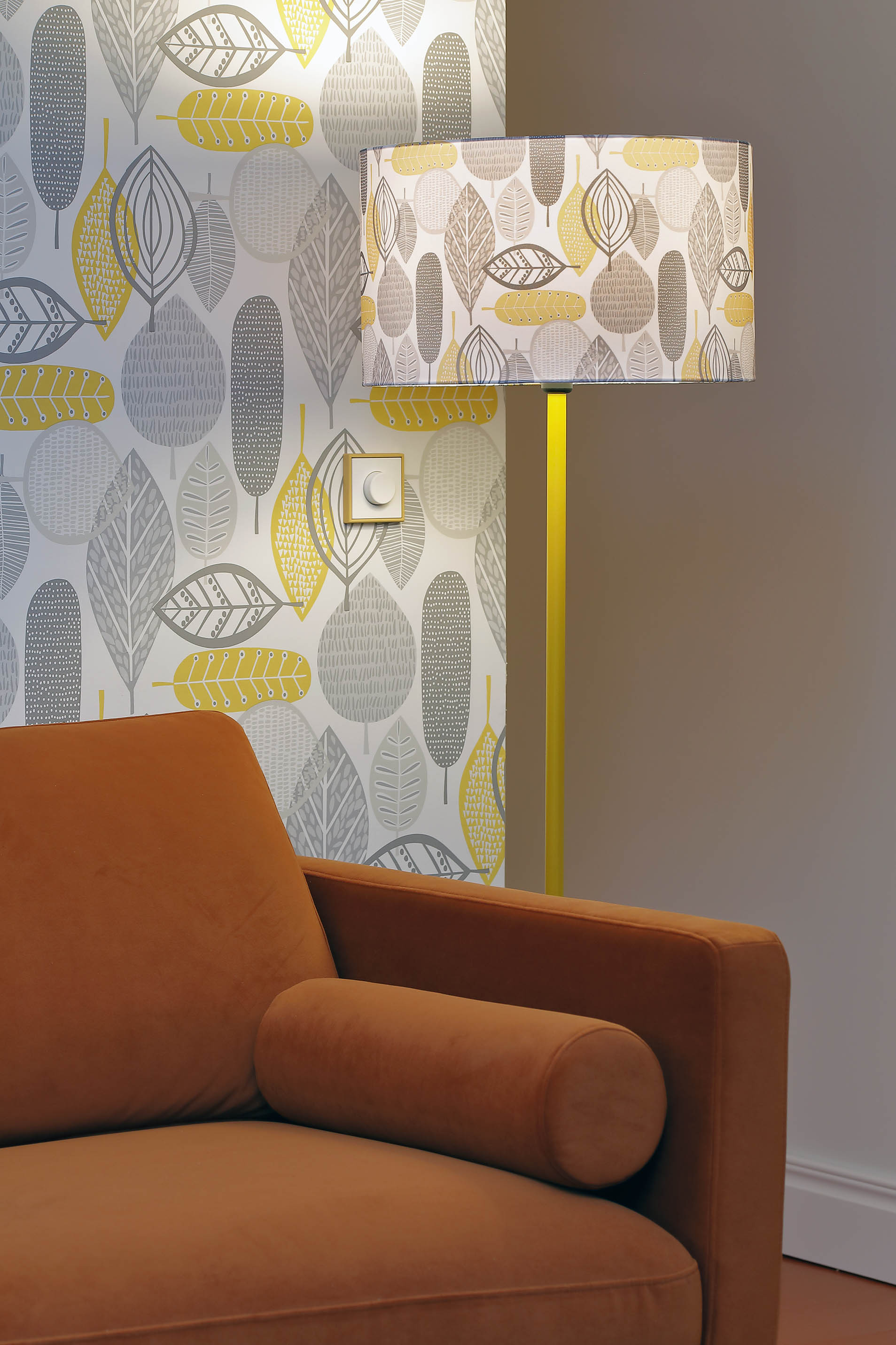 Jung LS 990 Les Couleurs Le Corbusier lüliti Kiu kangatrükk isekujundatud valgusti lambi kuppel 4Room Rave Rono diivan