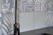 Sirje-Kadalipp-Koogisegisti-Grohe-Minta-Smartcontrol-valjatommatava-otsikuga-Floorin-keraamiline-plaat-0V5A0108